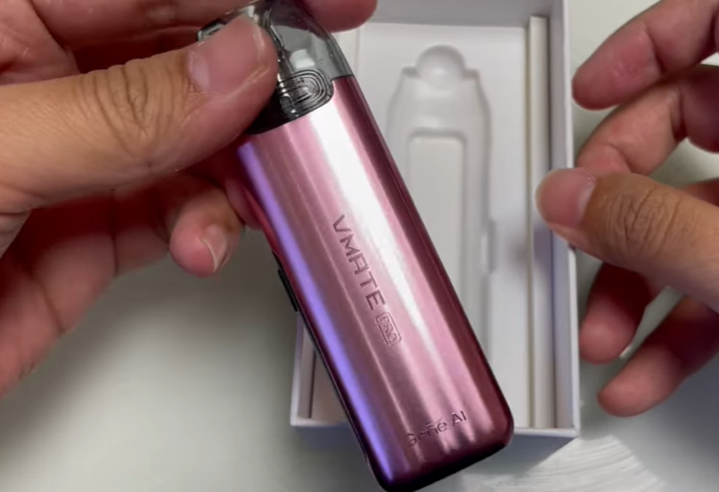 Voopoo VMate Pro Vape Comes With OLED Screen & 900mah: Hands On Review