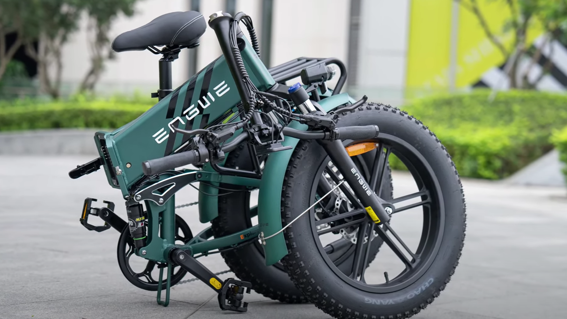 ENGWE ENGINE Pro 2.0 Folding Electric Bike Hands-on Review