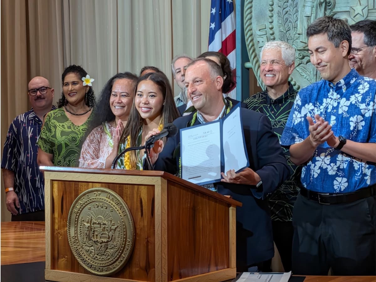 Hawaii Tightens E-Cigarette Regulations: Only FDA-Authorized Products Can Be Sold as Disposable Vapes Face 2027 Ban